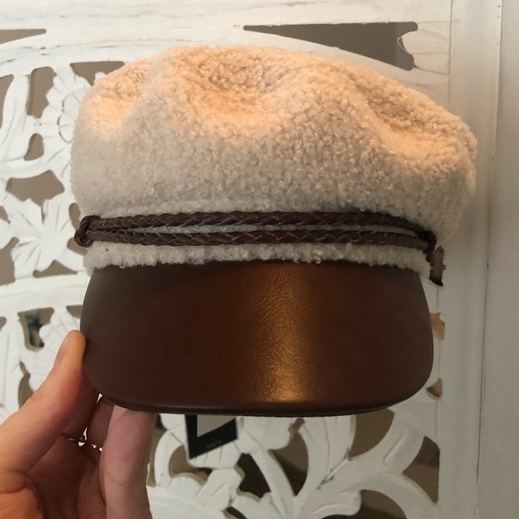 Brixton Accessories - NWT Brixton Shearling & Leather Ashland Cap